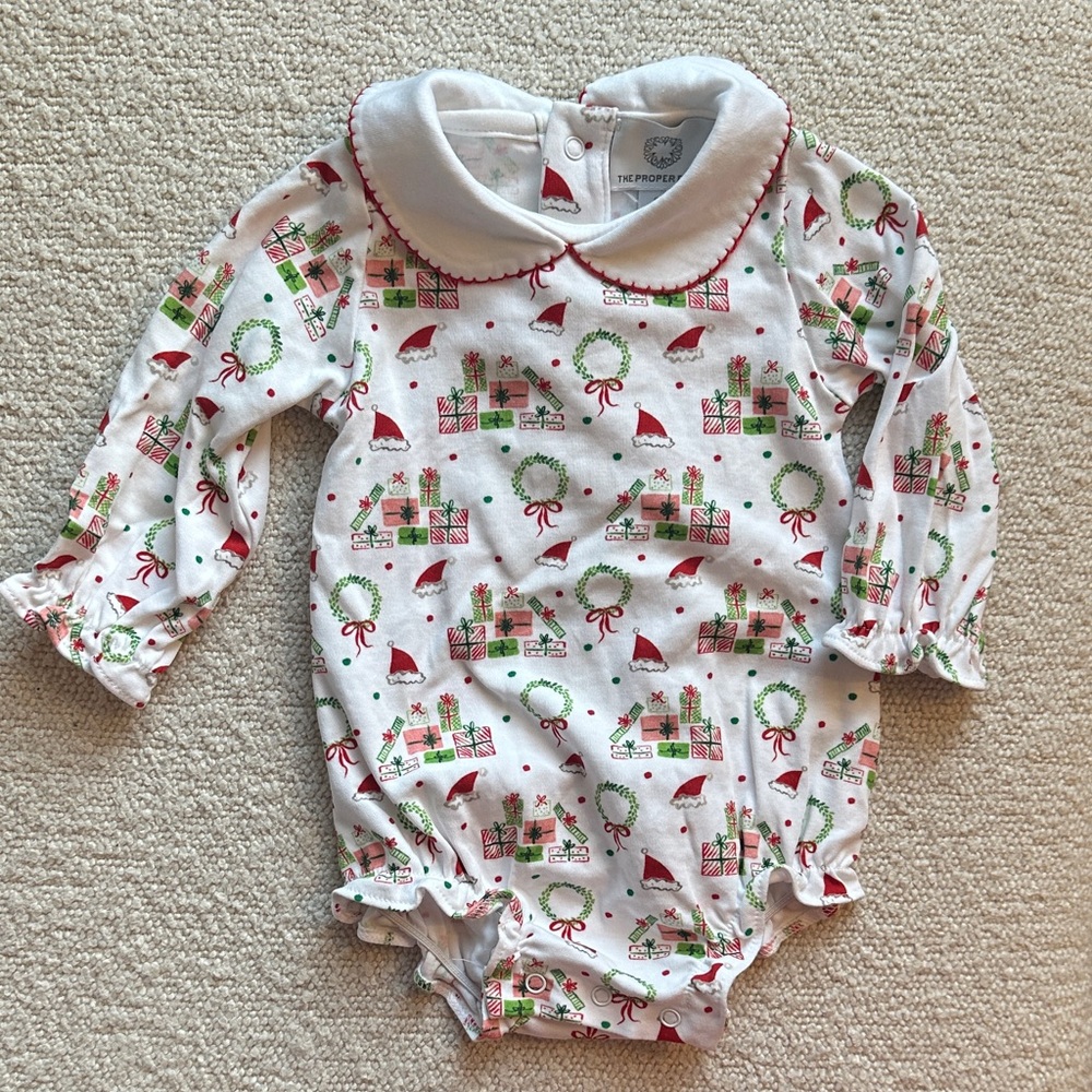 The Proper Peony Pima Festive Wreath and Gift Print Bubble
